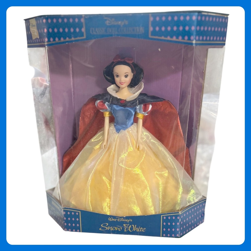 Vintage Disney Classic Doll Collection Snow‎ White Princess Doll New In Box